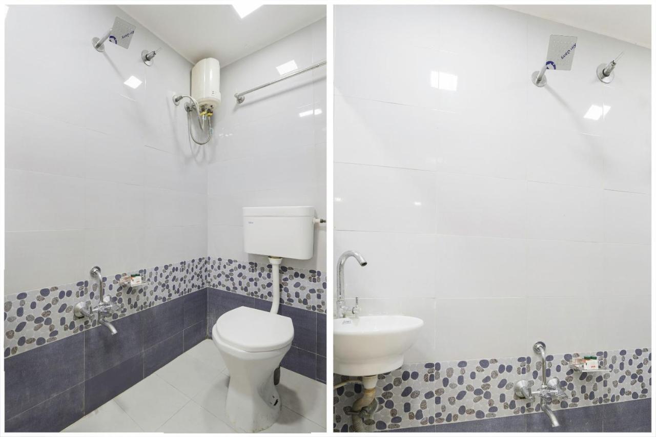 Oyo Hotel D Veeray Ahmedabad Extérieur photo